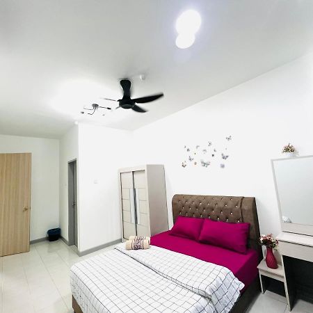 Ureshii Homestay Ladang Tanjung Kuala Terengganu With Pool Exteriér fotografie