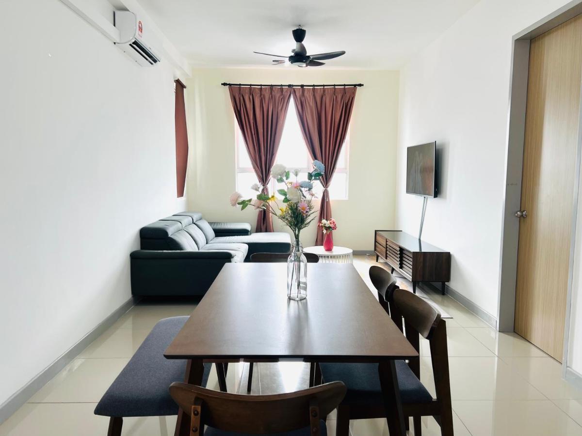 Ureshii Homestay Ladang Tanjung Kuala Terengganu With Pool Exteriér fotografie